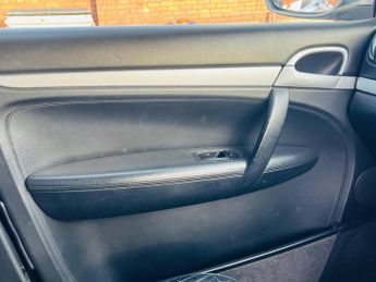 Porsche Cayenne 4.5 S Tiptronic S AWD 5dr