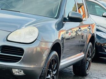 Porsche Cayenne 4.5 S Tiptronic S AWD 5dr