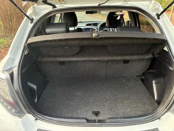 Toyota Yaris 1.5 VVT-h T Spirit CVT Euro 5 5dr