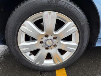 Mercedes-Benz C Class 1.8 C180 BlueEfficiency Executive SE Saloon 4dr Petrol Auto Euro