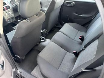 Vauxhall Corsa 1.2i 16v Design 5dr (a/c)
