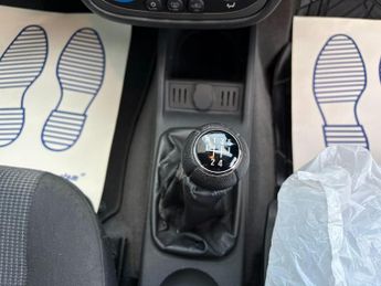 Vauxhall Corsa 1.2i 16v Design 5dr (a/c)