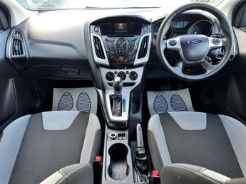 Ford Focus 1.6 Zetec Powershift Euro 5 5dr
