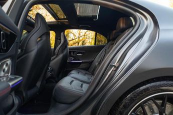 Mercedes-Benz C Class 2.0 C63 6.1kWh AMG S E Performance Night Edition (Premium Plus) 