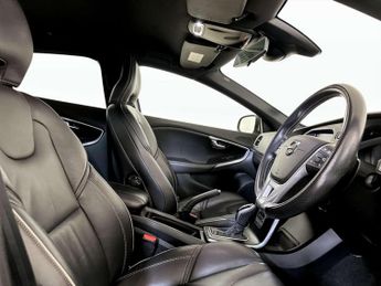 Volvo V40 1.5 T2 R-Design Pro Hatchback 5dr Petrol Auto Euro 6 (s/s) (122 