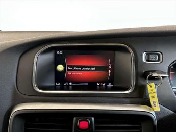 Volvo V40 2.0 D2 R-Design Pro Hatchback 5dr Diesel Auto Euro 6 (s/s) (120 