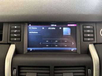 Land Rover Discovery Sport 2.0 TD4 SE Tech SUV 5dr Diesel Auto 4WD Euro 6 (s/s) (180 ps)