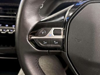 Peugeot 2008 1.5 BlueHDi Allure Premium SUV 5dr Diesel Manual Euro 6 (s/s) (1