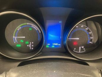 Toyota Auris 1.8 VVT-h Excel Touring Sports CVT Euro 6 (s/s) 5dr