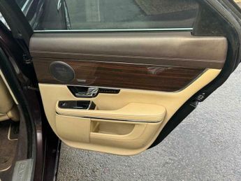 Jaguar XE 2.0d Prestige Auto Euro 6 (s/s) 4dr