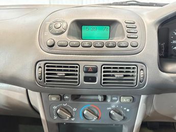 Toyota Corolla 1.4 Vida Limited Edition 5dr