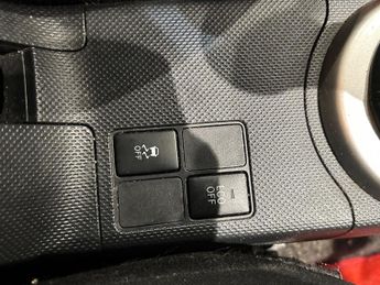 Toyota Urban Cruiser 1.33 Dual VVT-i Euro 4 (s/s) 5dr