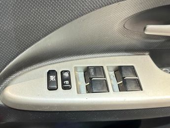 Toyota Urban Cruiser 1.33 Dual VVT-i Euro 4 (s/s) 5dr