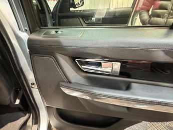 Land Rover Range Rover Sport 3.0 TD V6 HSE CommandShift 4WD Euro 5 5dr