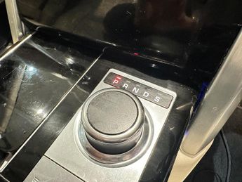 Land Rover Range Rover 3.0 TD V6 Vogue Auto 4WD Euro 5 (s/s) 5dr