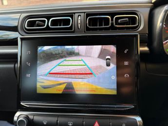 Citroen C3 1.2 PureTech PLUS EAT6 Euro 6 (s/s) 5dr