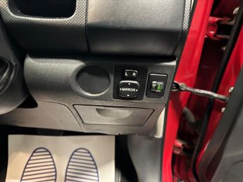 Toyota Yaris 1.4 D-4D SR Multimode 3dr