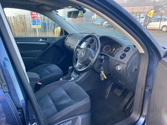 Volkswagen Tiguan 2.0 TSI SE DSG 4WD Euro 5 5dr