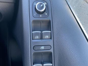 Volkswagen Tiguan 2.0 TSI SE DSG 4WD Euro 5 5dr