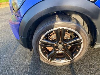 MINI Countryman 2.0 Cooper SD SUV 5dr Diesel Auto Euro 6 (143 ps)