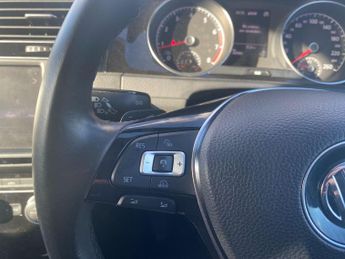 Volkswagen Golf 1.4 TSI BlueMotion Tech SE Hatchback 5dr Petrol DSG Euro 5 (s/s)