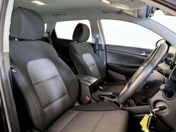 Hyundai TUCSON 1.6 GDi SE Nav SUV 5dr Petrol Manual Euro 6 (s/s) (132 ps)