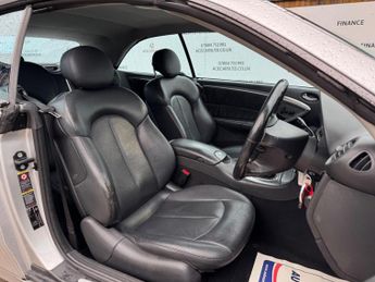 Mercedes-Benz CLK 3.2 CLK320 Avantgarde Cabriolet 2dr