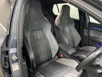 Volkswagen Golf 2.0 TDI R-Line DSG Euro 6 (s/s) 5dr