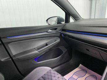 Volkswagen Golf 2.0 TDI R-Line DSG Euro 6 (s/s) 5dr