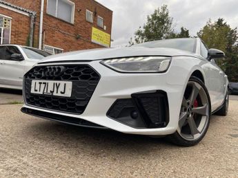 Audi A4 Avant 2.0 TDI 40 Black Edition S Tronic quattro Euro 6 (s/s) 5dr