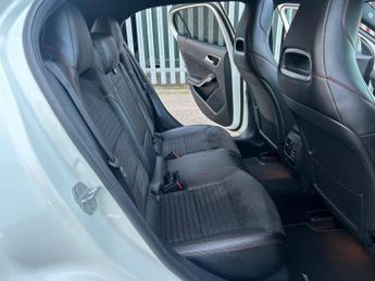 Mercedes-Benz GLA 2.1 GLA220 CDI AMG Line 7G-DCT 4MATIC Euro 6 (s/s) 5dr