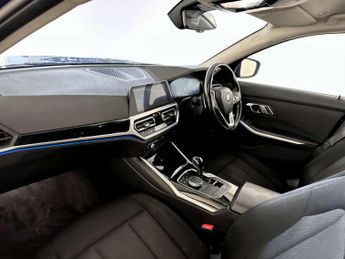 BMW 3 Series 2.0 330e 12kWh SE Pro Touring 5dr Petrol Plug-in Hybrid Auto Eur