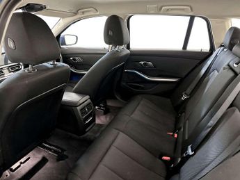 BMW 3 Series 2.0 330e 12kWh SE Pro Touring 5dr Petrol Plug-in Hybrid Auto Eur