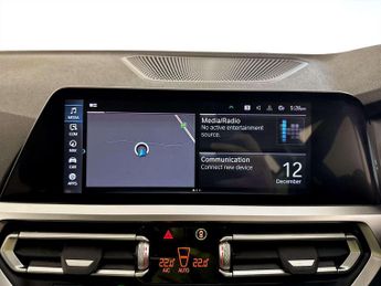 BMW 3 Series 2.0 330e 12kWh SE Pro Touring 5dr Petrol Plug-in Hybrid Auto Eur