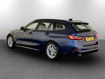 BMW 3 Series 2.0 330e 12kWh SE Pro Touring 5dr Petrol Plug-in Hybrid Auto Eur