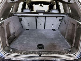 BMW iX3 80kWh Premier Edition SUV 5dr Electric Auto (286 ps)