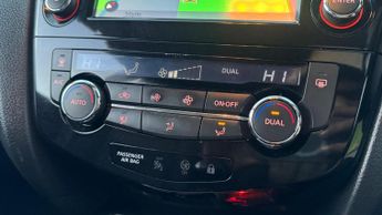 Nissan Qashqai 1.2 DIG-T Tekna XTRON 2WD Euro 6 (s/s) 5dr