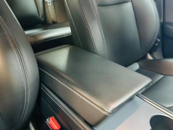 Tesla Model 3 Standard Range Plus Auto RWD 4dr