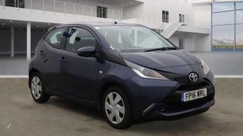 Toyota AYGO 1.0 VVT-i x-play Euro 6 5dr