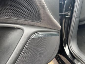 Audi A6 Avant 2.0 TDI ultra Black Edition S Tronic Euro 6 (s/s) 5dr