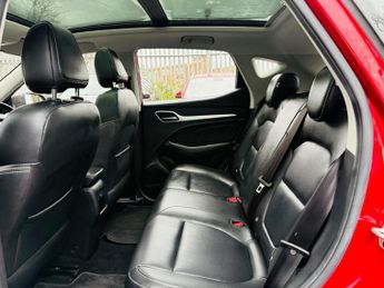 MG MG ZS 44.5kWh Exclusive Auto 5dr