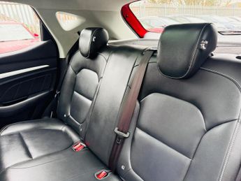 MG MG ZS 44.5kWh Exclusive Auto 5dr