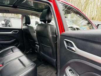 MG MG ZS 44.5kWh Exclusive Auto 5dr