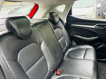 MG MG ZS 44.5kWh Exclusive Auto 5dr