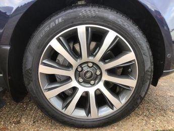 Land Rover Range Rover 4.4 SDV8 Autobiography 4dr Auto