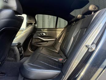 BMW 3 Series 2.0 330e 12kWh M Sport Auto Euro 6 (s/s) 4dr