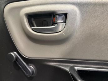 Toyota Yaris 1.5 VVT-h Icon E-CVT Euro 6 (s/s) 5dr