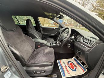 Skoda Superb 2.0 TDI SportLine DSG Euro 6 (s/s) 5dr