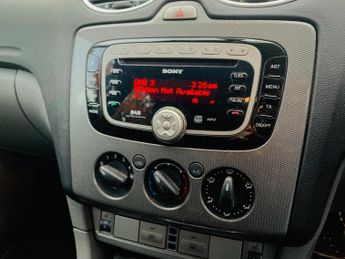 Ford Focus 1.6 TDCi DPF Titanium 5dr