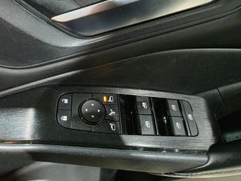 Nissan Qashqai 1.3 DIG-T MHEV Acenta Premium XTRON Euro 6 (s/s) 5dr